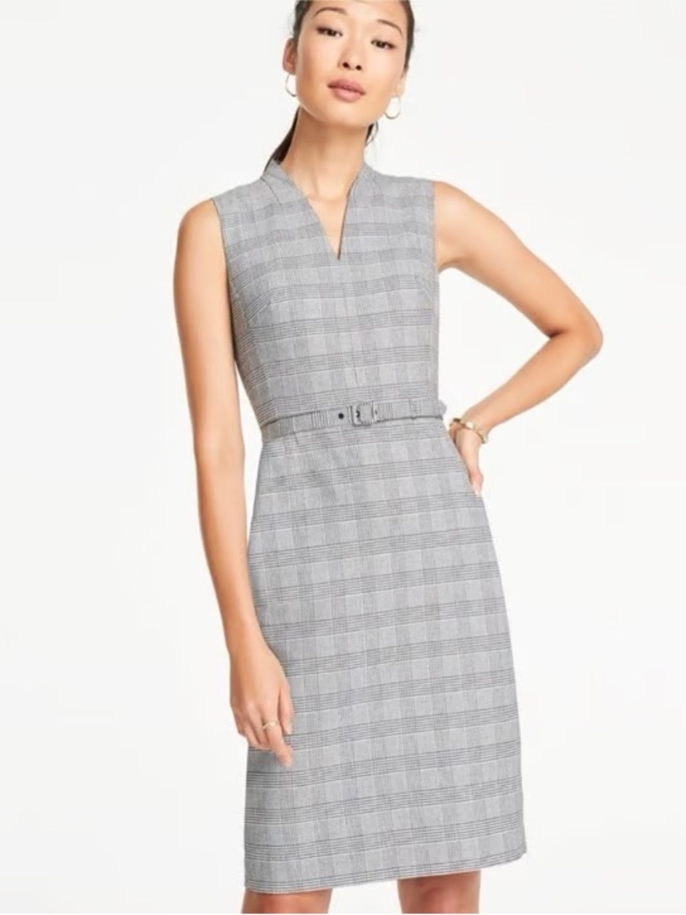 Ann Taylor Belted Sleeveless Dress in Glen Plaid Gray Sheath belted 6